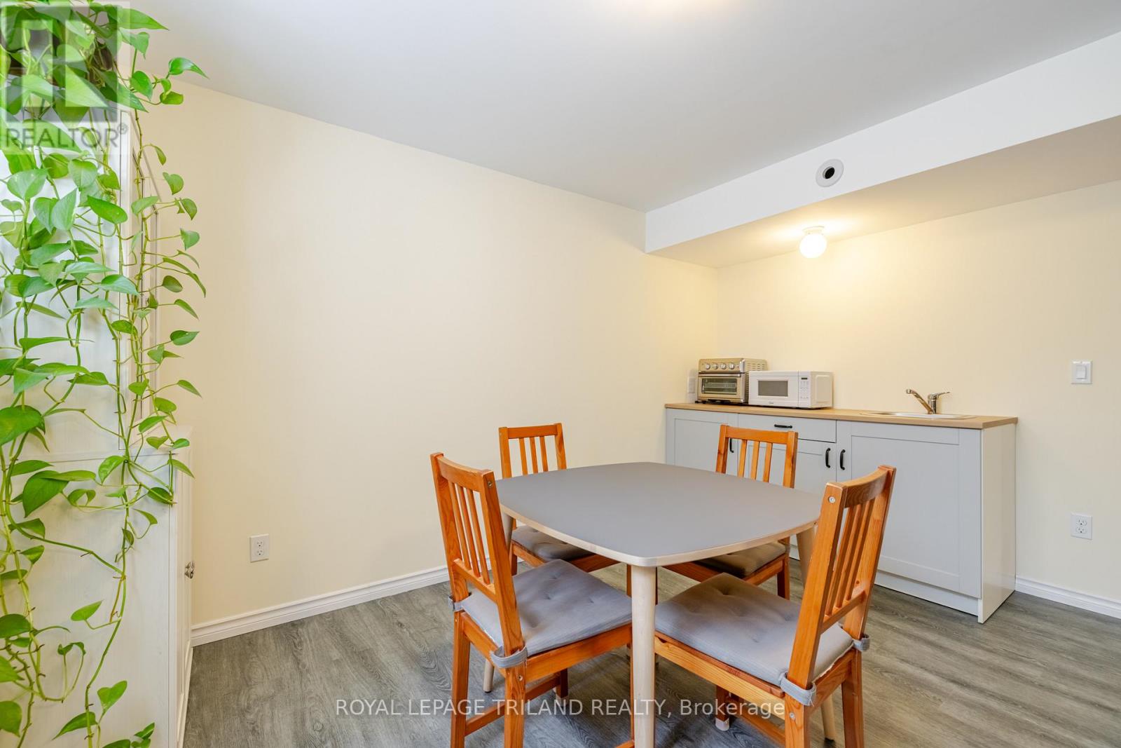 31 Acorn Trail, St. Thomas, Ontario  N5R 0H5 - Photo 24 - X12245255