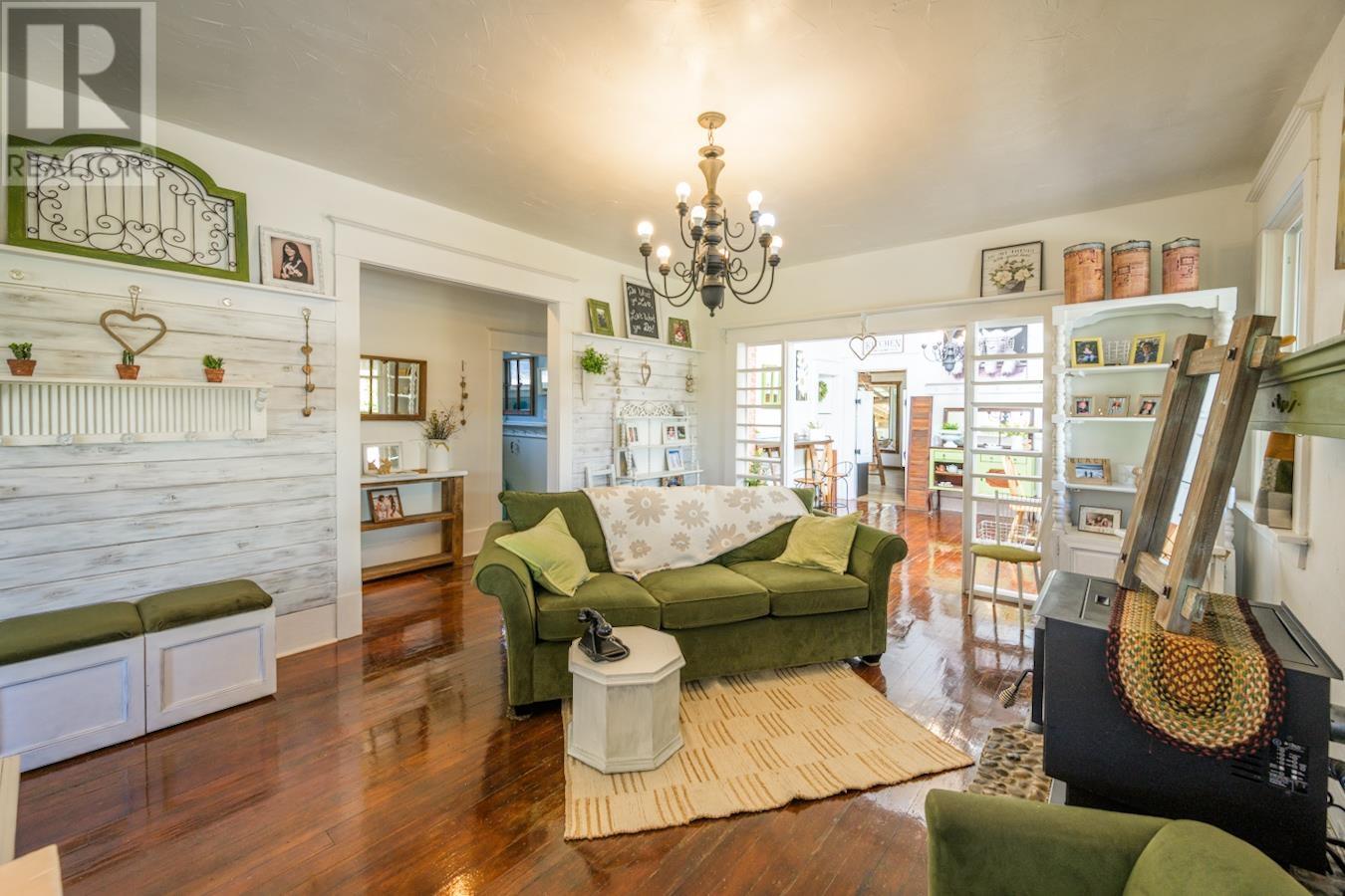 Property at 1787 7TH AVENUE image 5