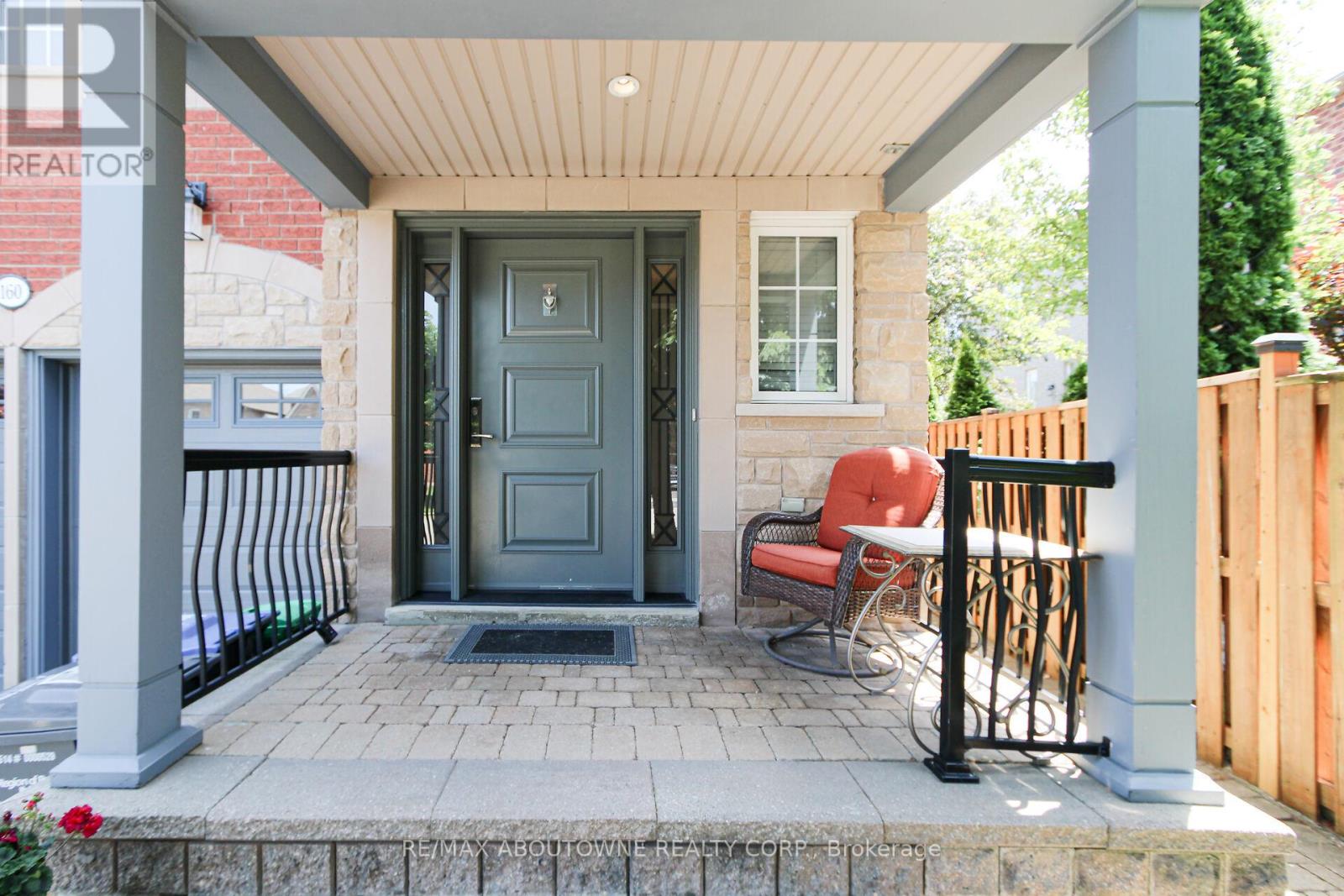 Property at 160 PARIS STREET image 2
