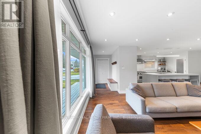 Property at 531 NEWMARKET STREET image 3