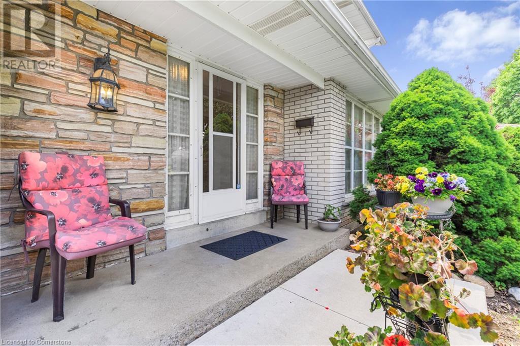 Property at 17 RAMSGATE Drive image 4