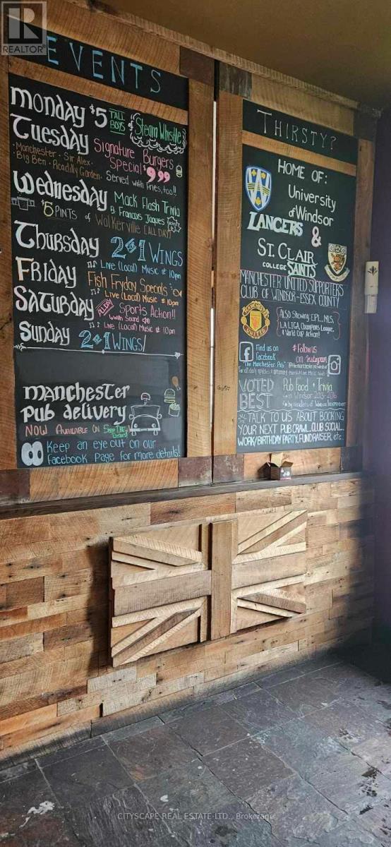 546 Ouellette Avenue W, Windsor, Ontario  N9A 1B7 - Photo 3 - X12245090