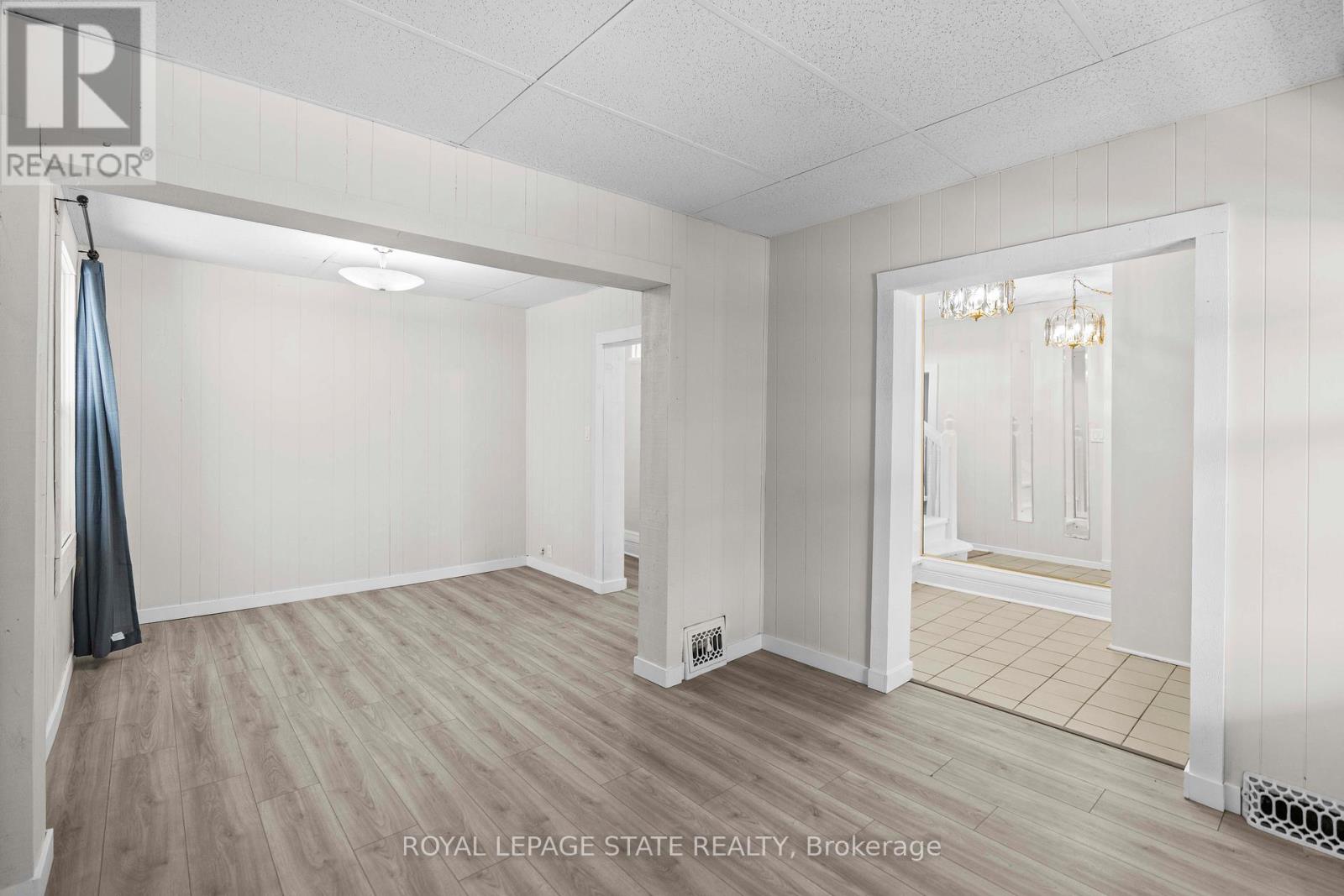 Property at 35 GERTRUDE STREET image 5