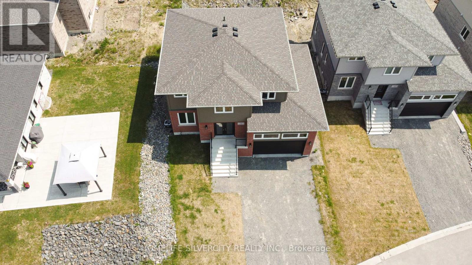 Property at 137 LANDREVILLE DRIVE image 5