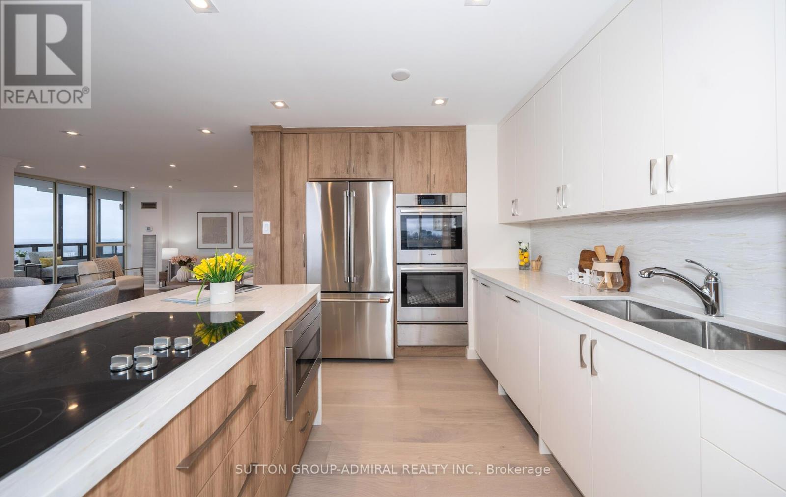 Property at 1803 - 343 CLARK AVENUE W image 2