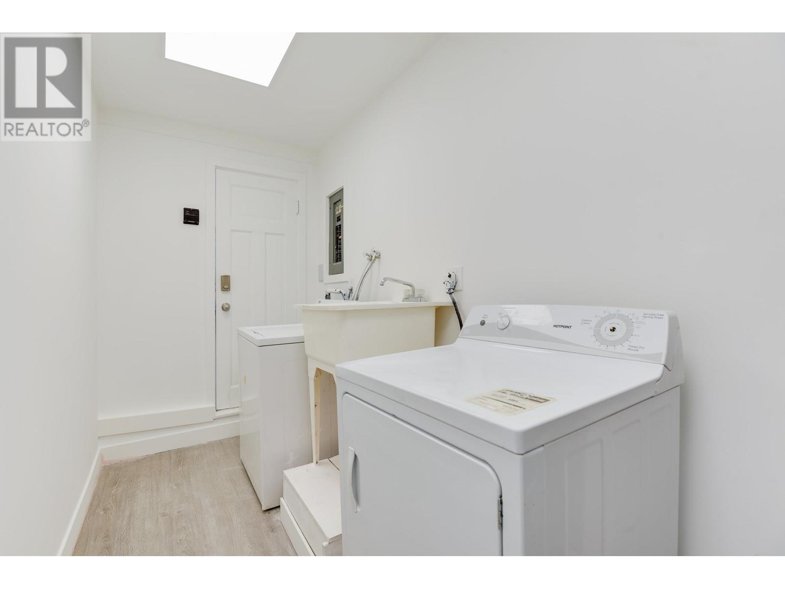 Listing Picture 10 of 18 : 1726 PENTICTON STREET, Vancouver / 溫哥華 - 魯藝地產 Yvonne Lu Group - MLS Medallion Club Member