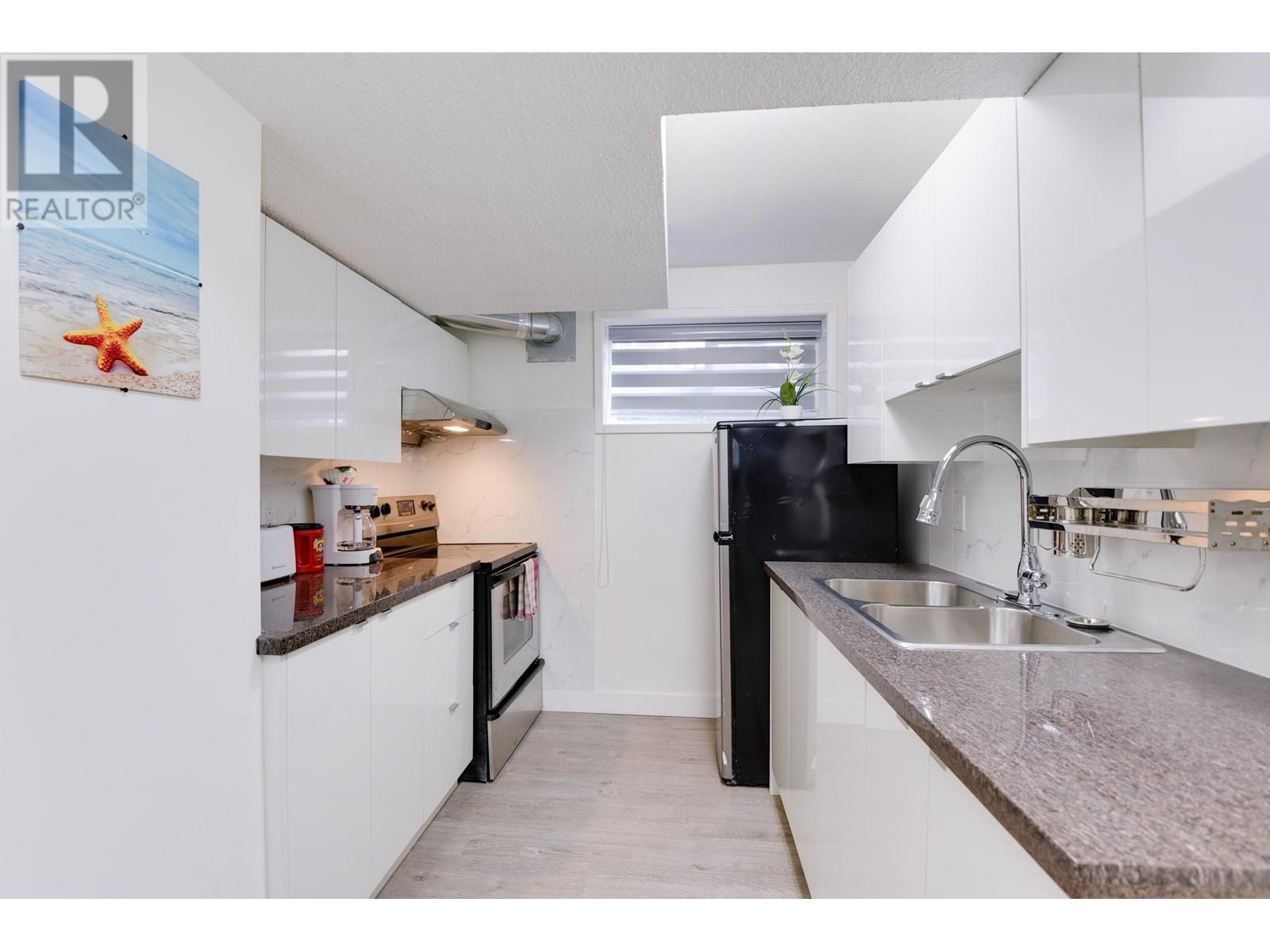 Listing Picture 16 of 18 : 1726 PENTICTON STREET, Vancouver / 溫哥華 - 魯藝地產 Yvonne Lu Group - MLS Medallion Club Member