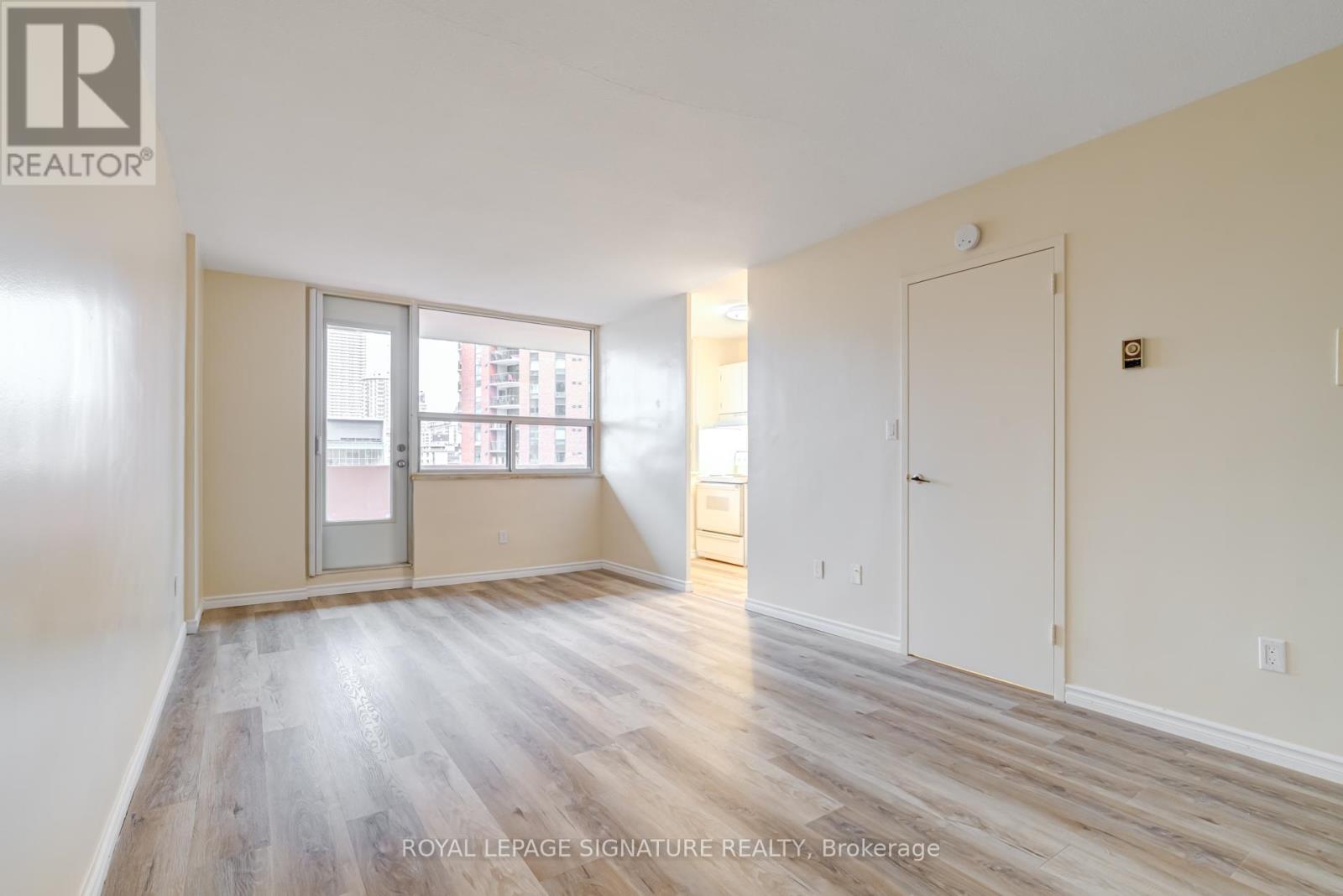 Property at 1011 - 40 HOMEWOOD AVENUE image 4