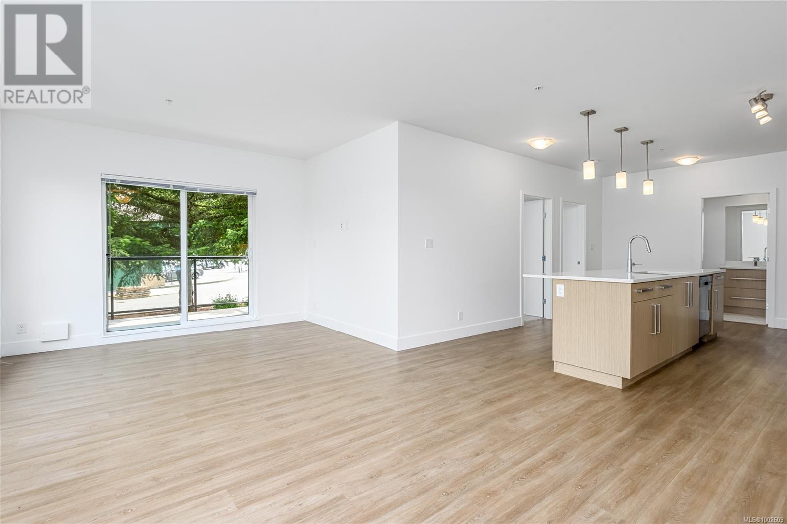 207 3070 Kilpatrick Ave, Courtenay, British Columbia  V9N 0G7 - Photo 7 - 1002609