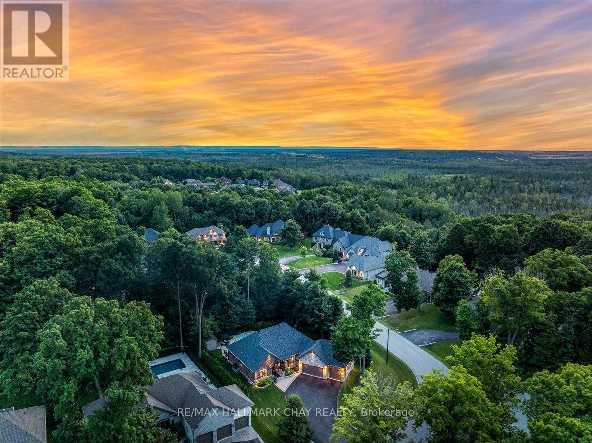 Property at 30 BLACK CREEK TRAIL image 3