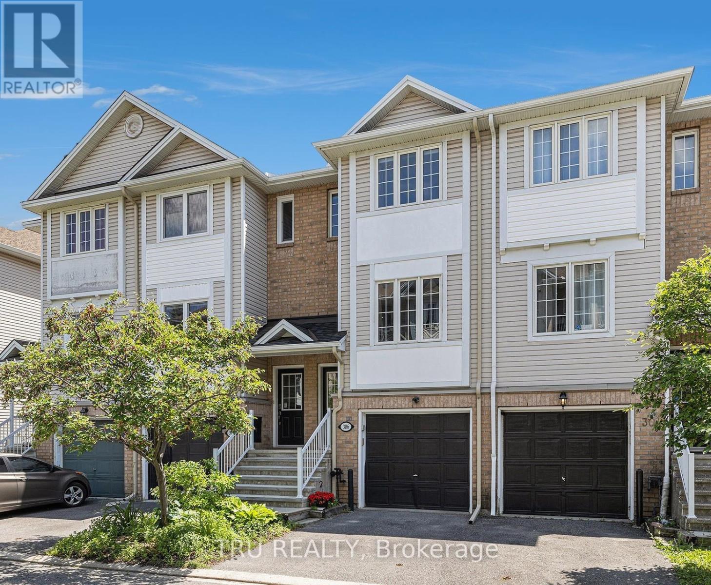 Property at 306 GOTHAM PRIVATE image 1