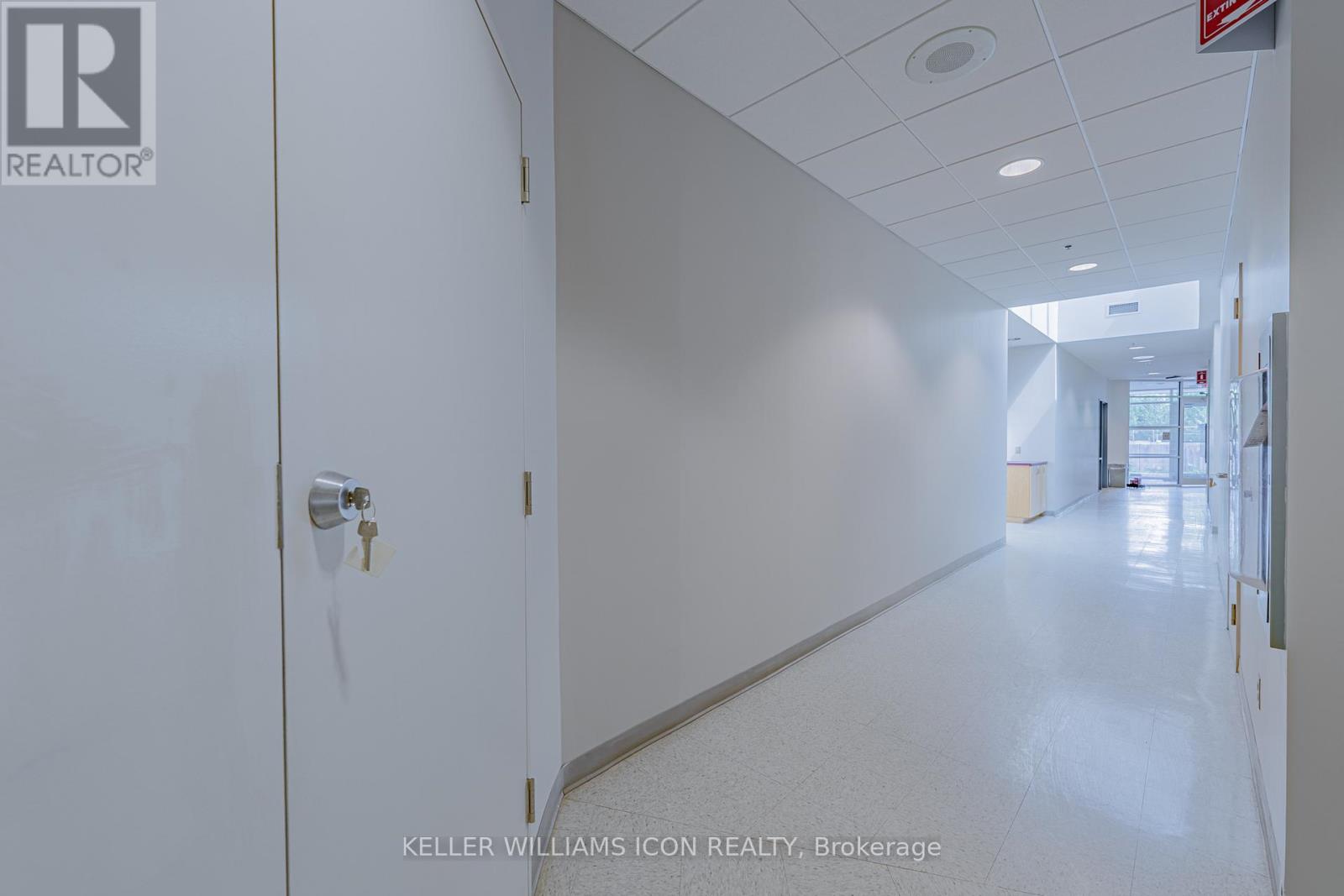 90 A Bill Leathem Drive, Ottawa, Ontario  K2J 0R3 - Photo 21 - X12245355