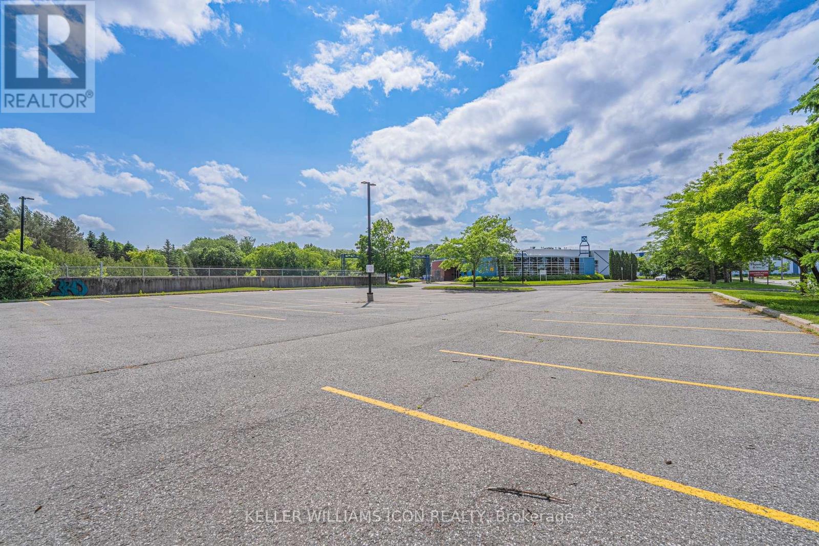 90 A Bill Leathem Drive, Ottawa, Ontario  K2J 0R3 - Photo 40 - X12245355