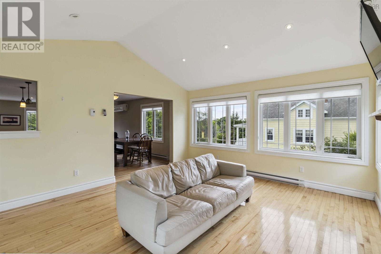 61 Maple Avenue, Lunenburg, Nova Scotia  B0J 2C0 - Photo 13 - 202515754