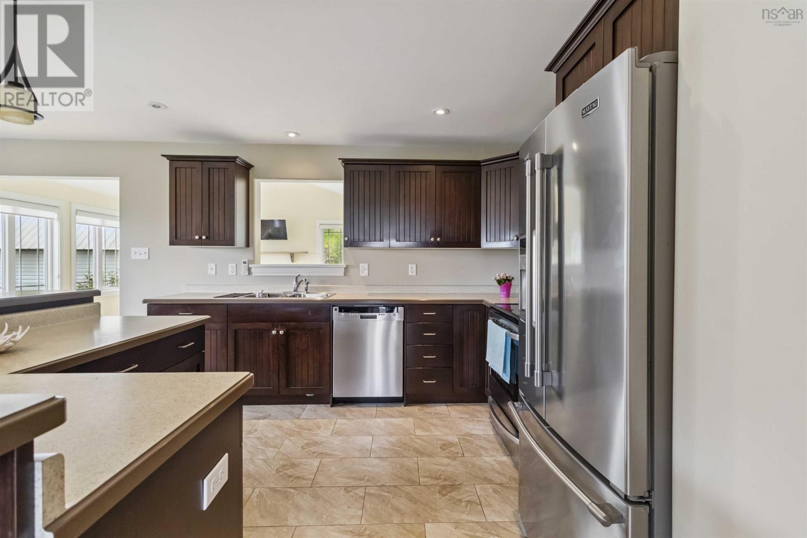 61 Maple Avenue, Lunenburg, Nova Scotia  B0J 2C0 - Photo 21 - 202515754
