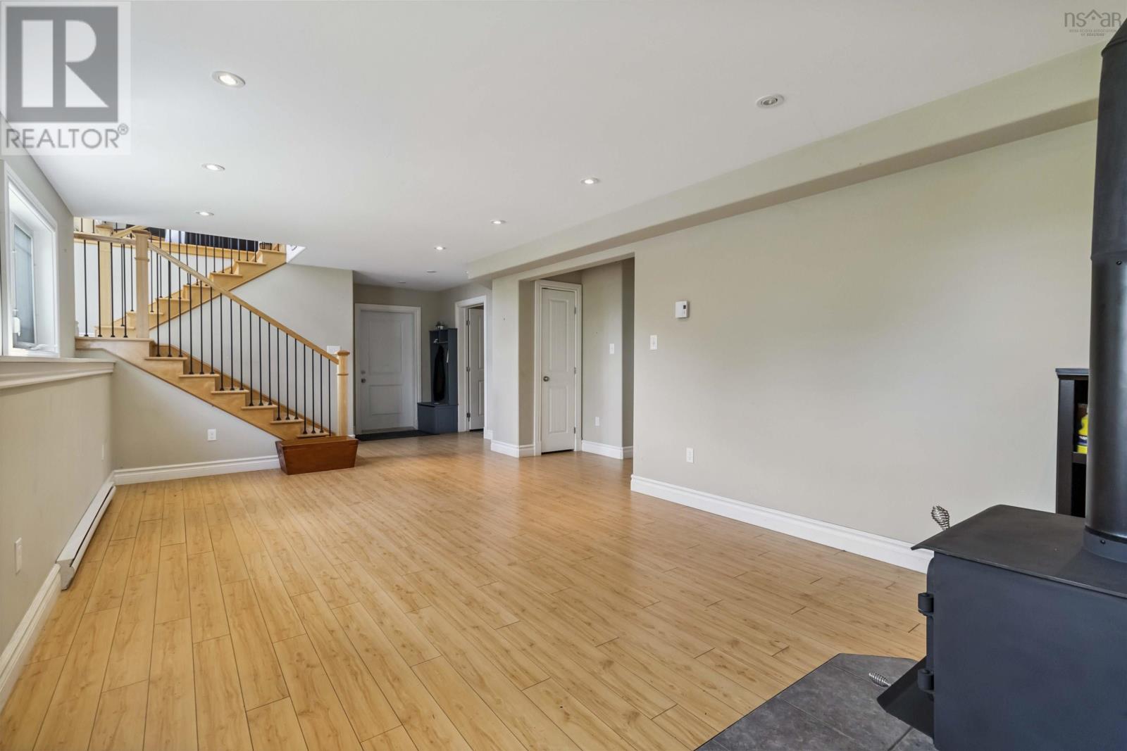61 Maple Avenue, Lunenburg, Nova Scotia  B0J 2C0 - Photo 34 - 202515754