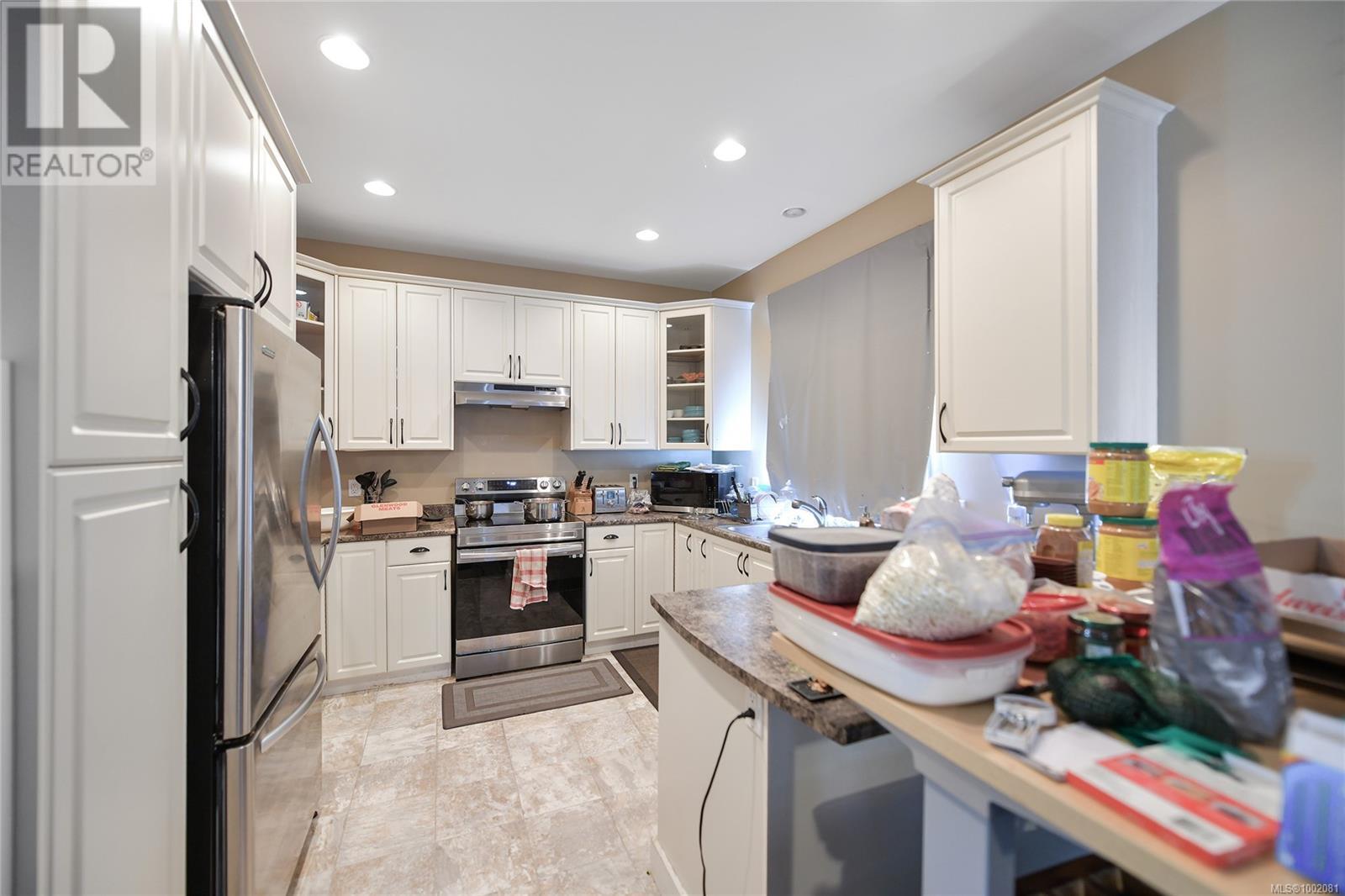 Property at 953 Glen Willow Pl image 4