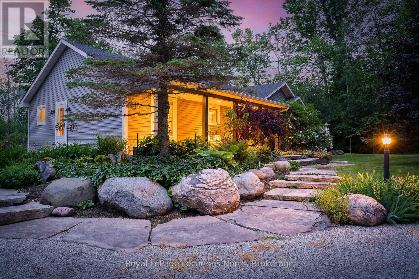 397259 11th Line, Blue Mountains, Ontario  N0H 2P0 - Photo 6 - X12245329