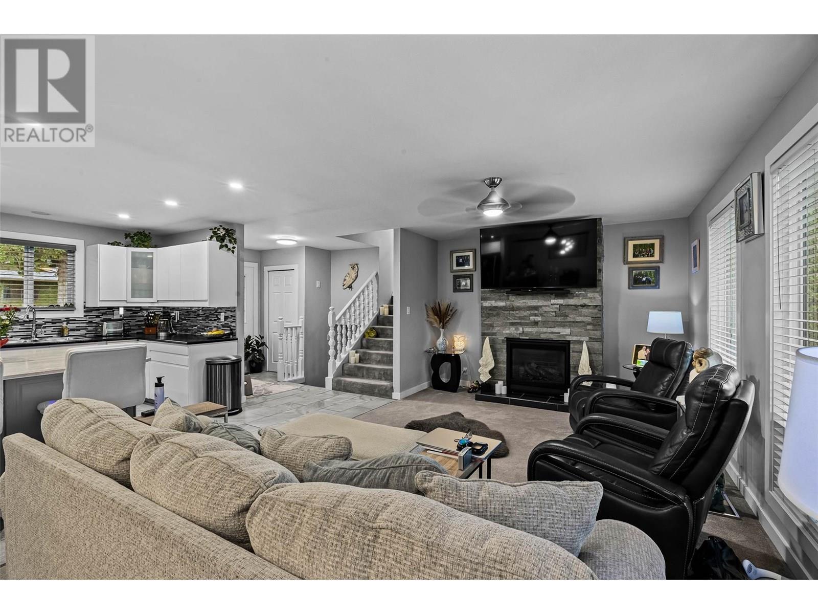 Property at 5344 Bogetti Place image 5