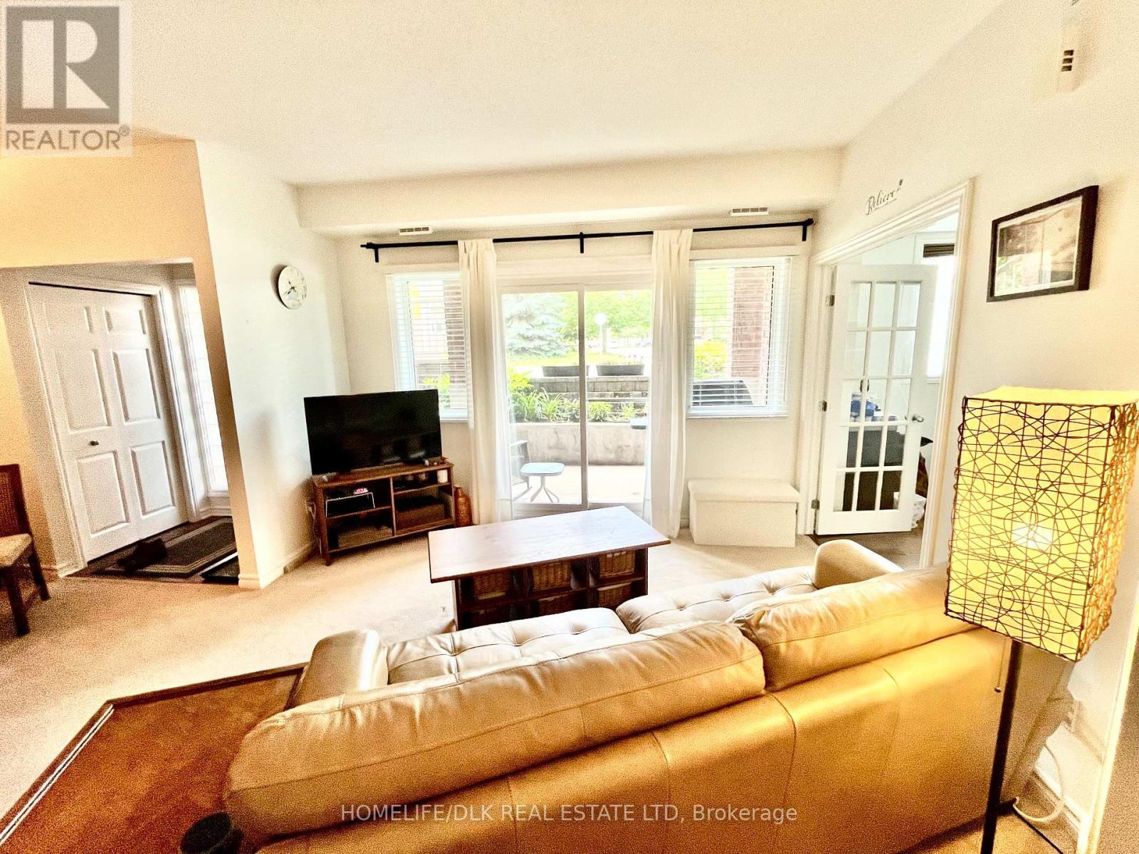Property at D - 137 OLDFIELD STREET image 4