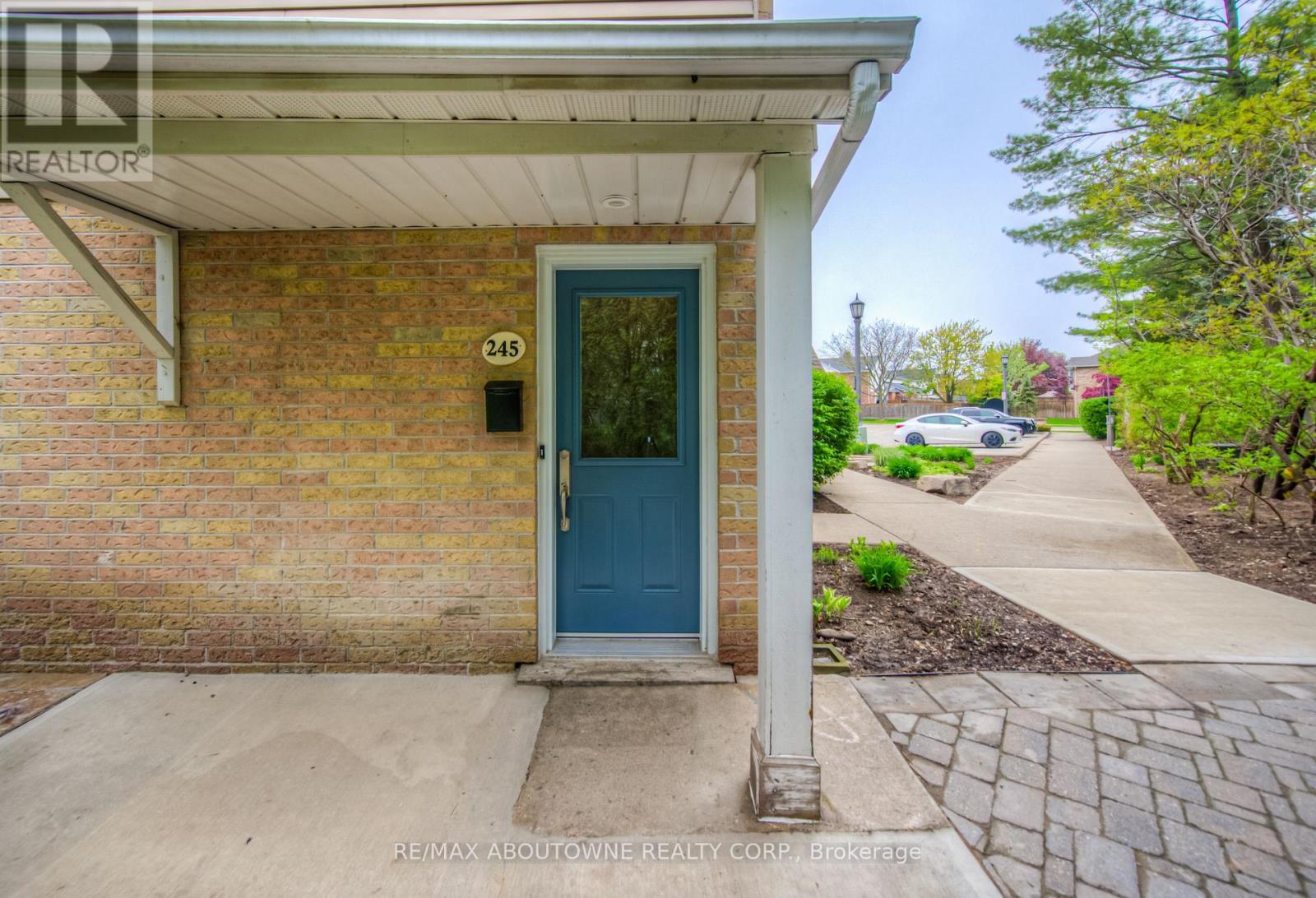 Property at 245 - 2110 CLEAVER AVENUE image 3