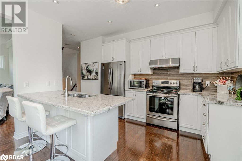 Property at 9 RIVERWALK Place image 3