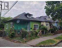 519 SALSBURY DRIVE