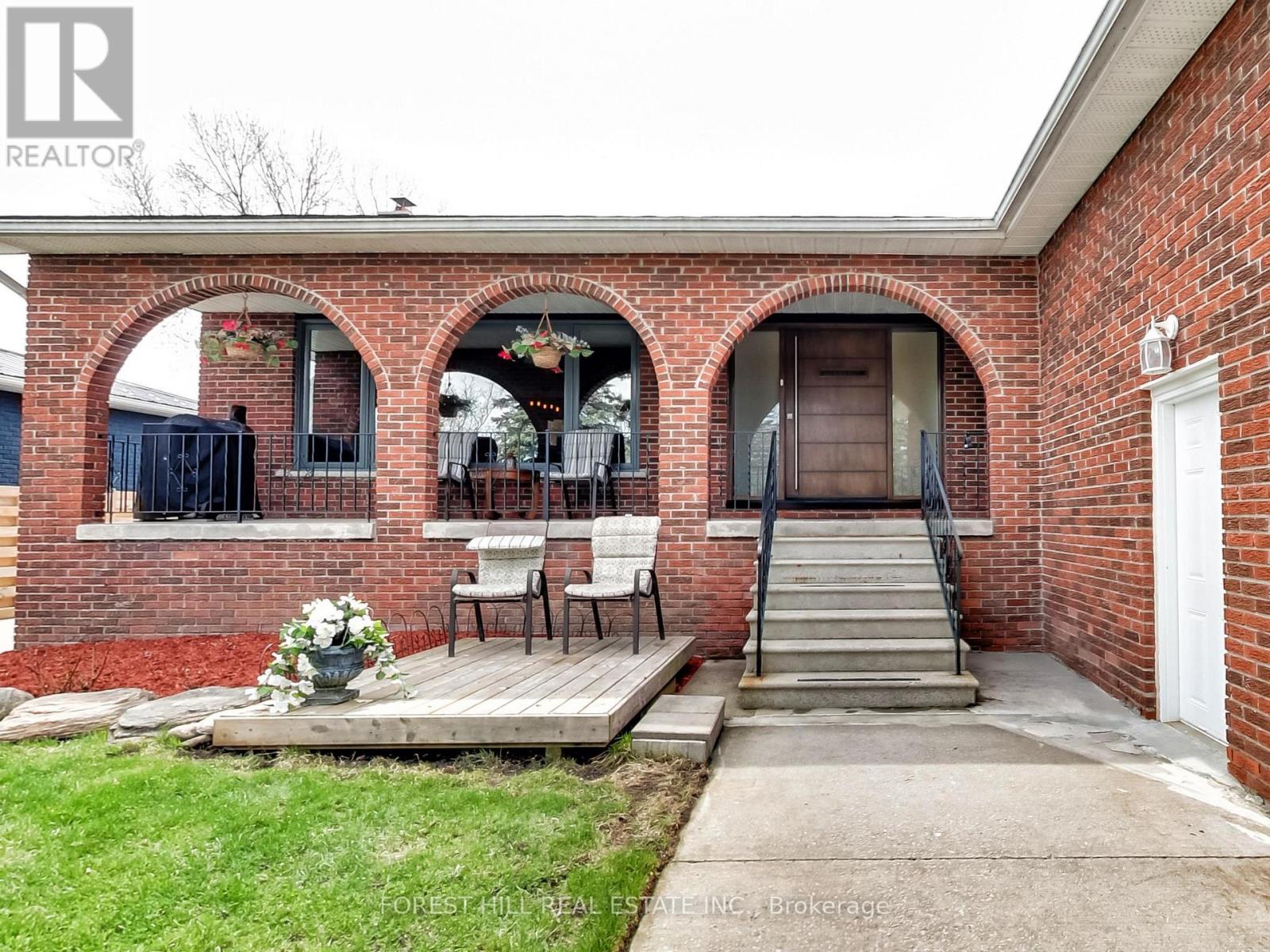 Property at 1153 VERNOR DRIVE image 4