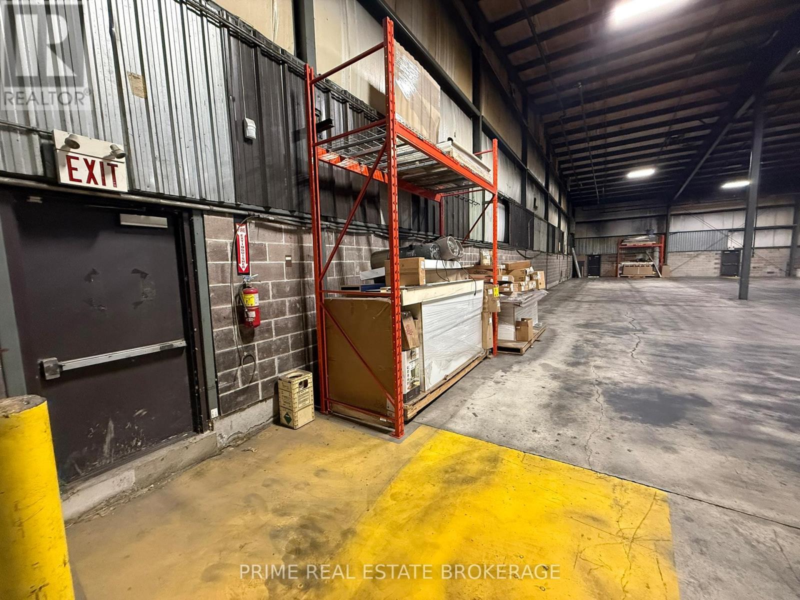 Unit A - 312 Sovereign Road, London East, Ontario  N6M 1A7 - Photo 5 - X12245452