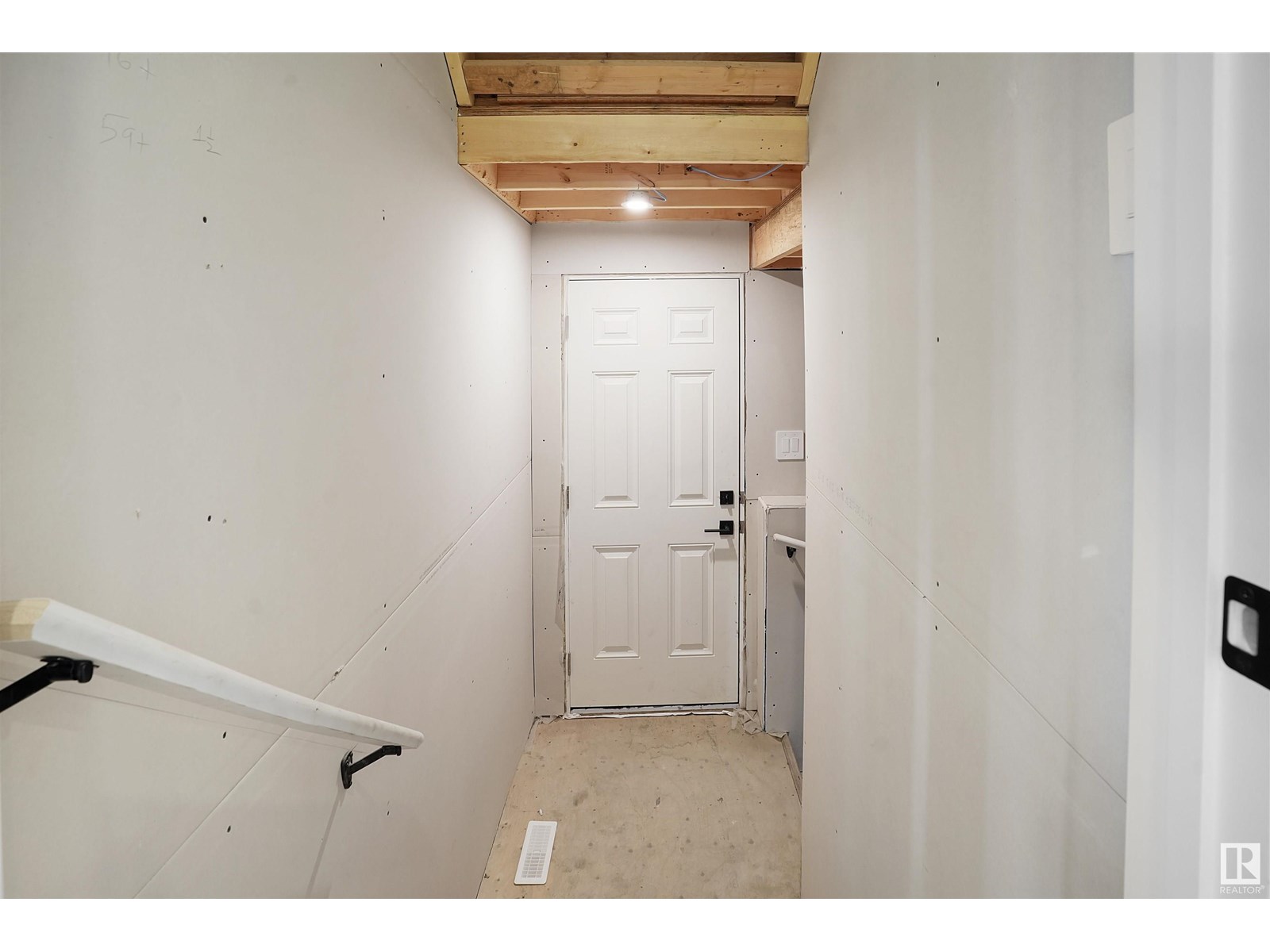 4685 Chegwin Wd Sw, Edmonton, Alberta  T6W 4A7 - Photo 19 - E4444265