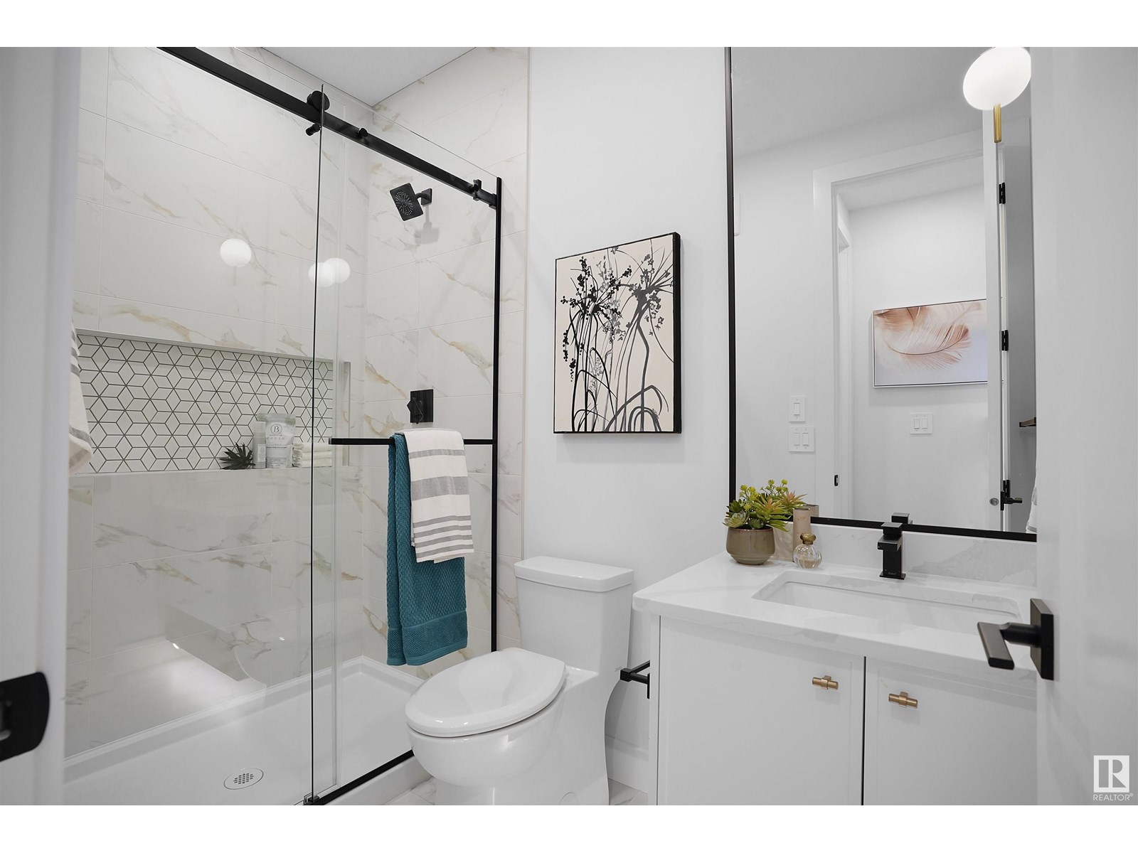 4685 Chegwin Wd Sw, Edmonton, Alberta  T6W 4A7 - Photo 18 - E4444265
