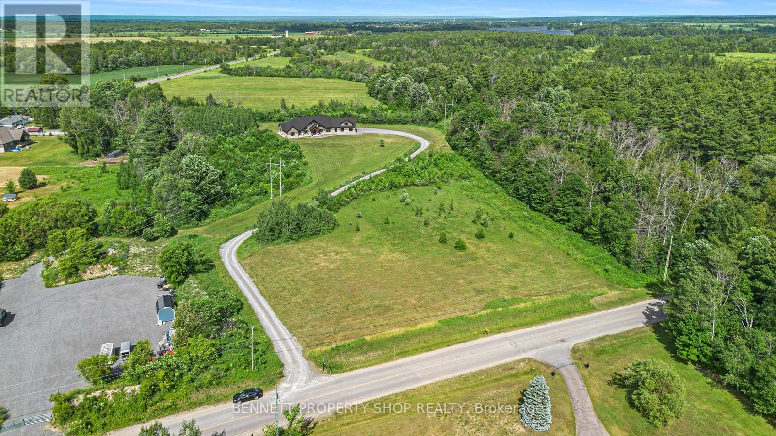 795 Mill Ridge Road, Mcnab/braeside, Ontario  K7S 3G8 - Photo 46 - X12245456