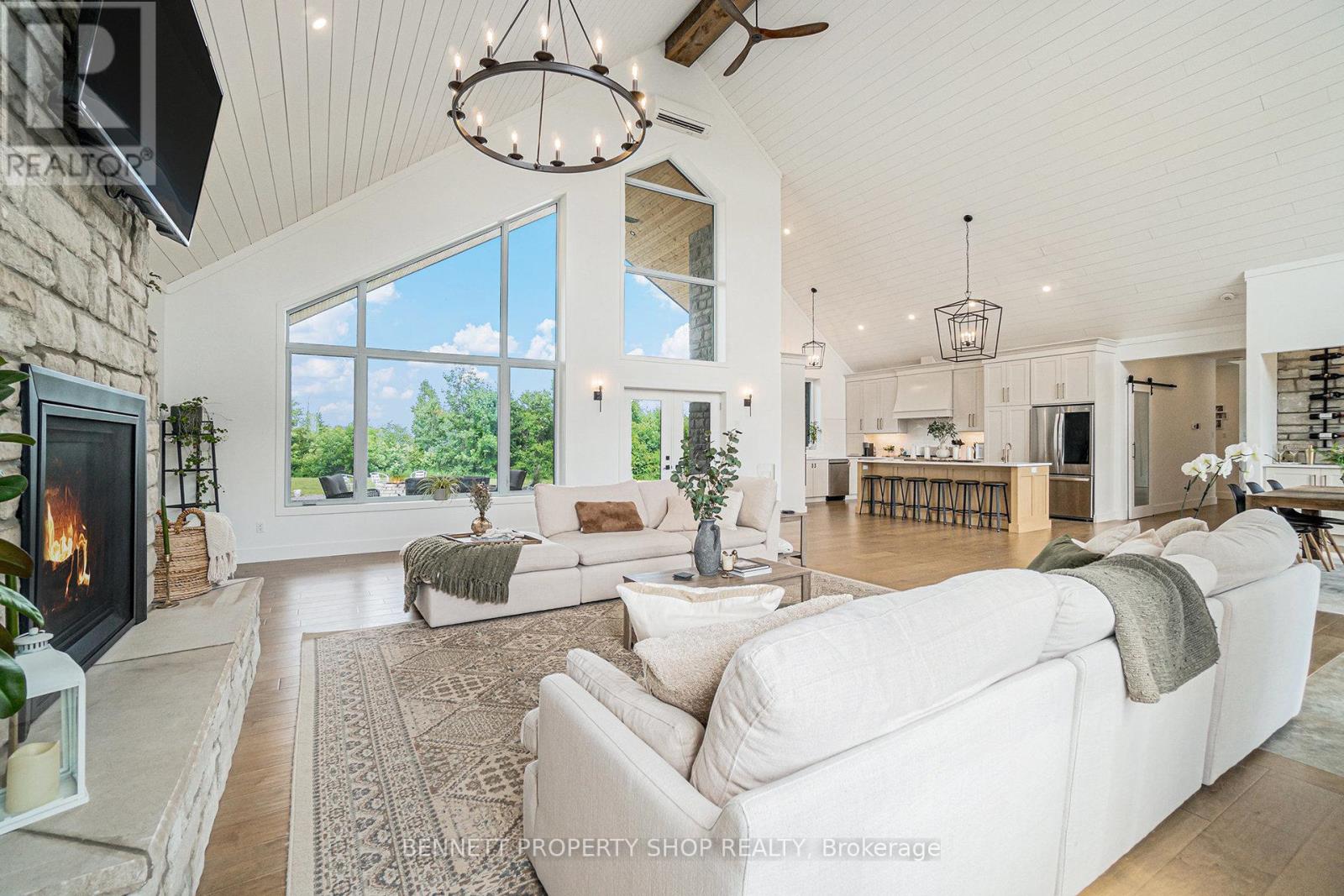 795 Mill Ridge Road, Mcnab/braeside, Ontario  K7S 3G8 - Photo 7 - X12245456