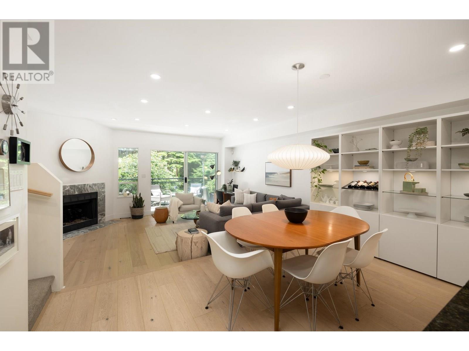 3946 INDIAN RIVER DRIVE, north vancouver, British Columbia V7G2G9