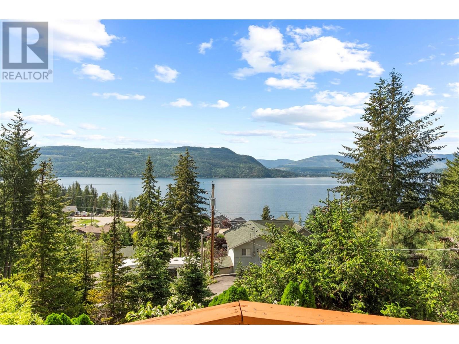 5261 Hlina Road, Celista, British Columbia  V0E 1M6 - Photo 55 - 10353737