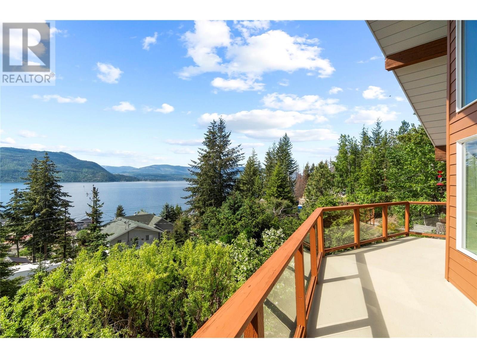 5261 Hlina Road, Celista, British Columbia  V0E 1M6 - Photo 53 - 10353737