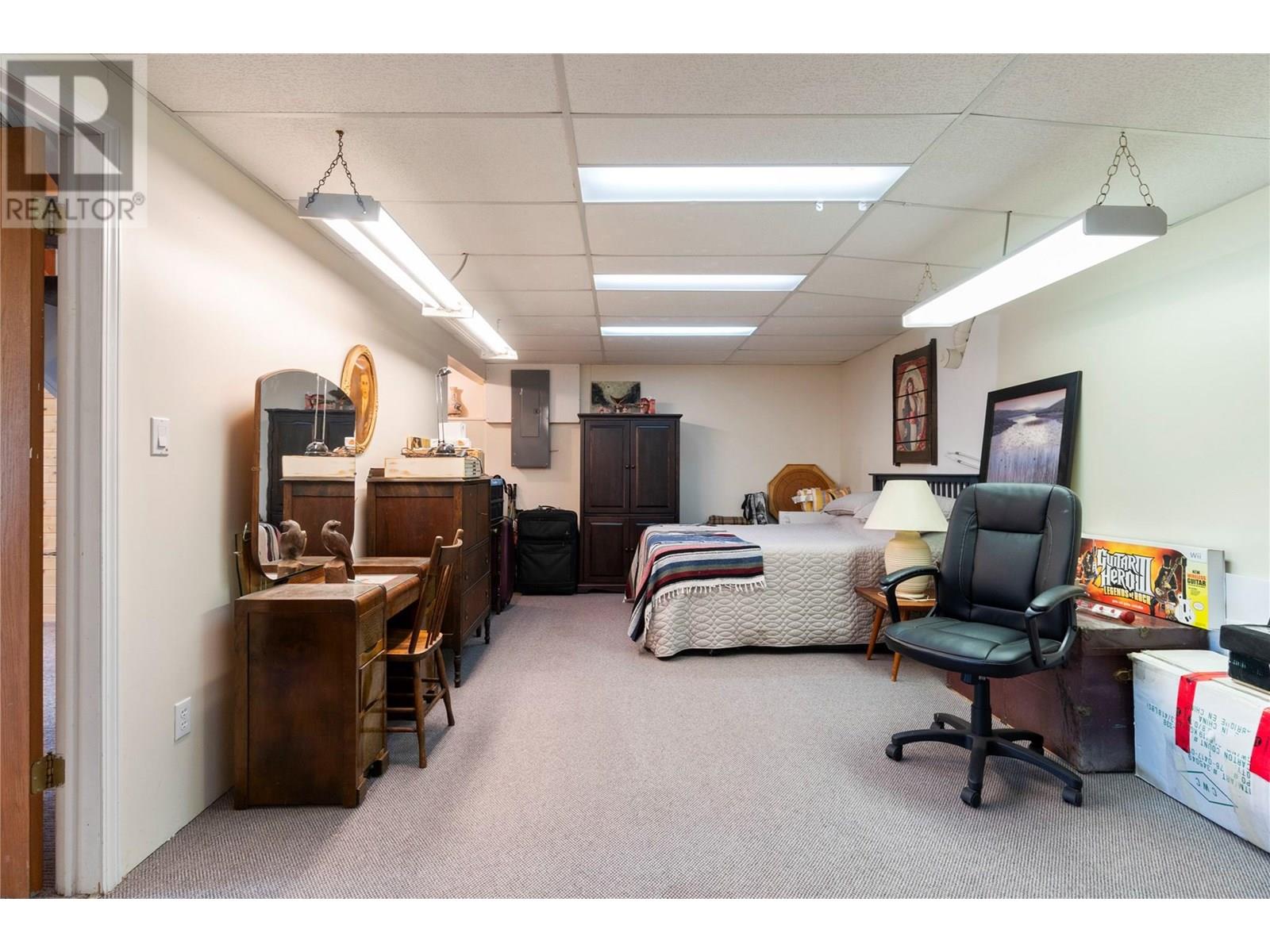5261 Hlina Road, Celista, British Columbia  V0E 1M6 - Photo 40 - 10353737