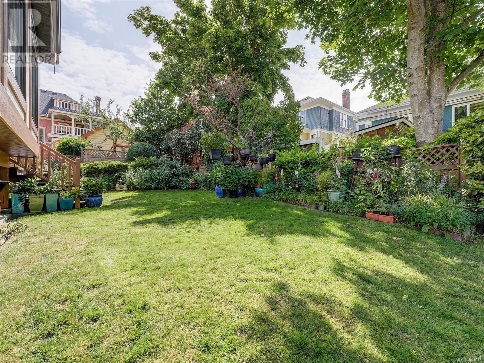 Property at 1335 Rudlin St image 3