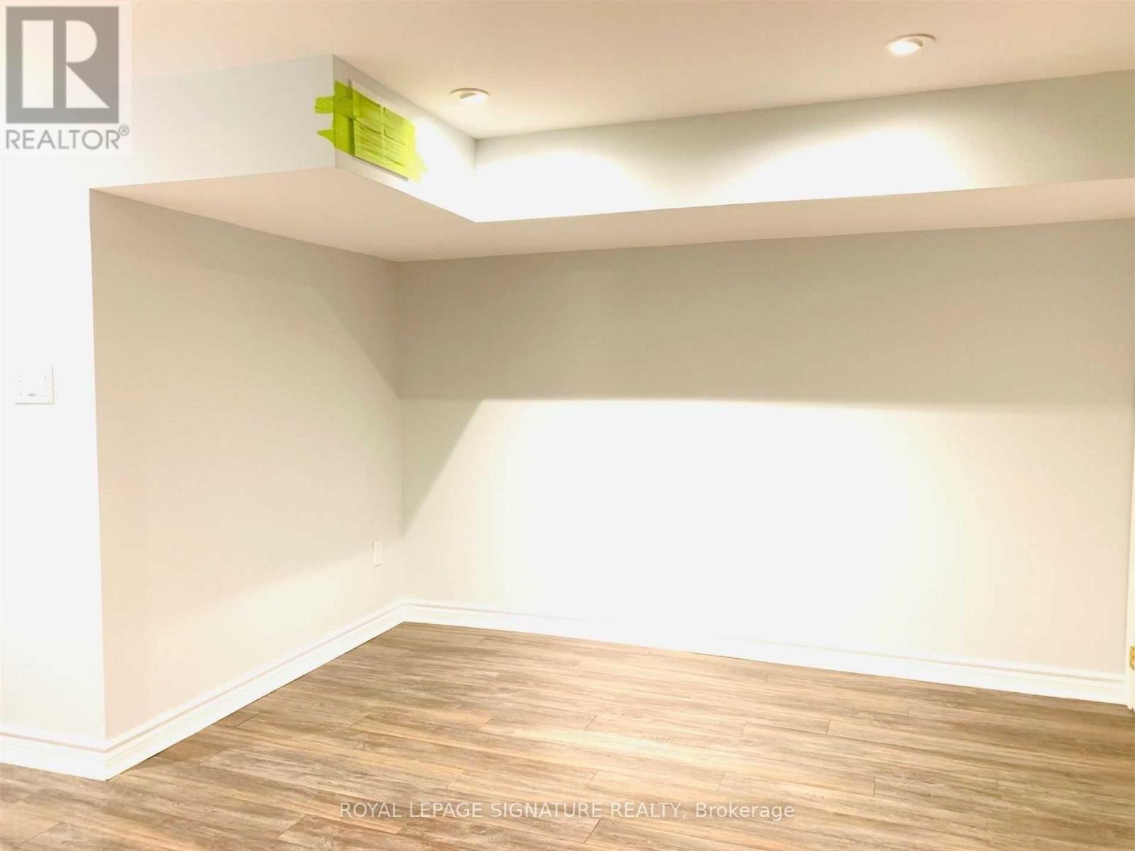 Lower - 101 Woodfern Drive, Toronto, Ontario  M1K 2L4 - Photo 2 - E12236673