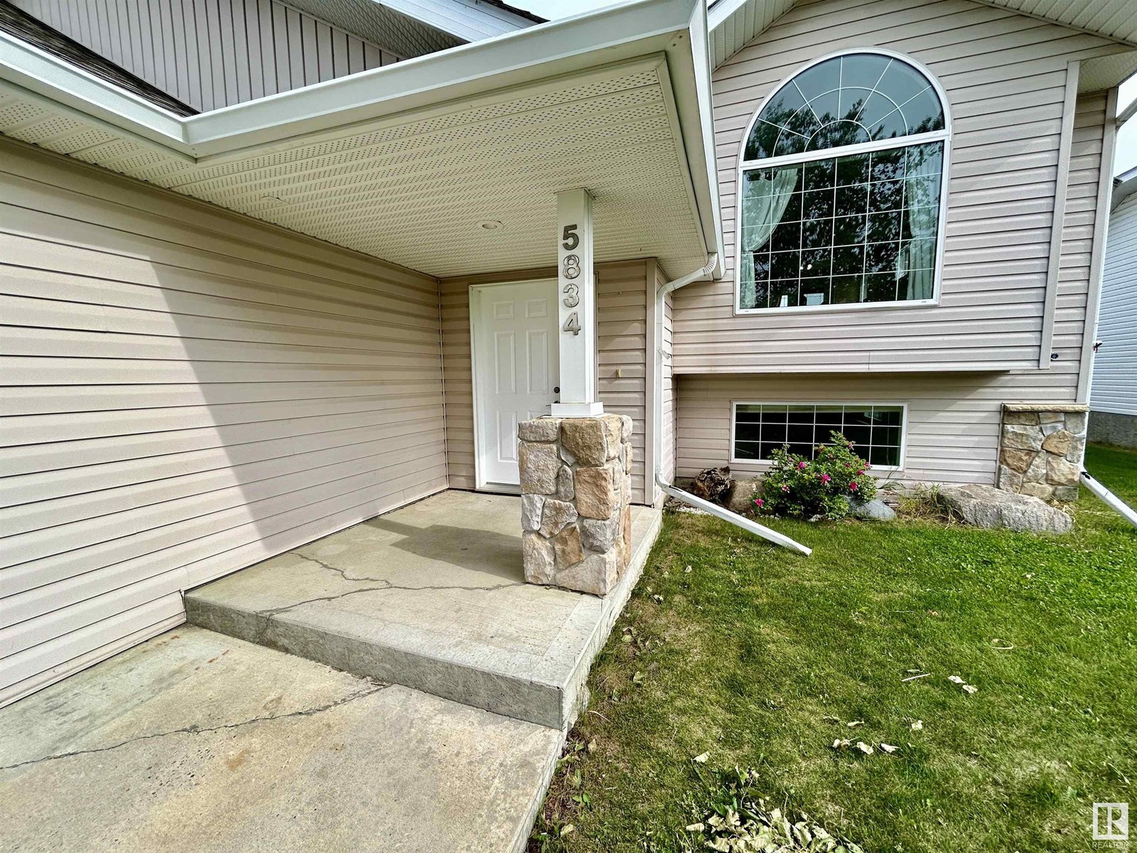 5834 46 Av, St. Paul Town, Alberta  T0A 3A1 - Photo 2 - E4444273