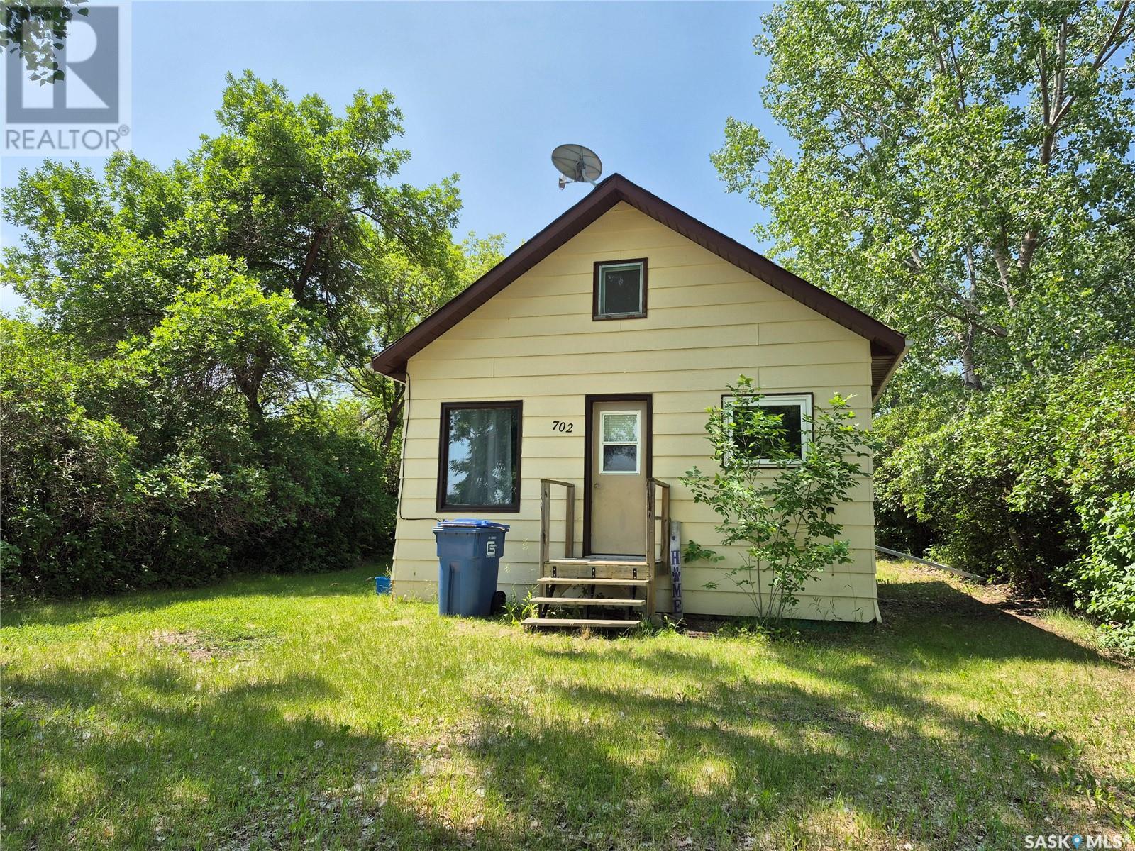 702 Healy AVENUE, Radville, Saskatchewan