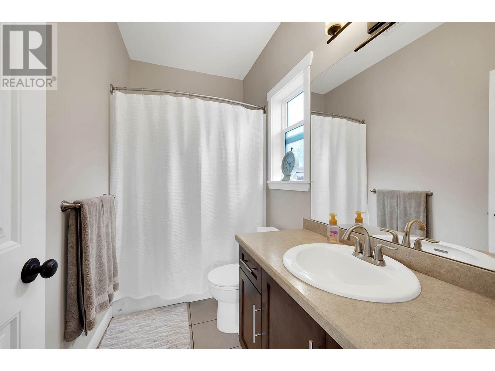 Property at 662 MONARCH Drive image 2