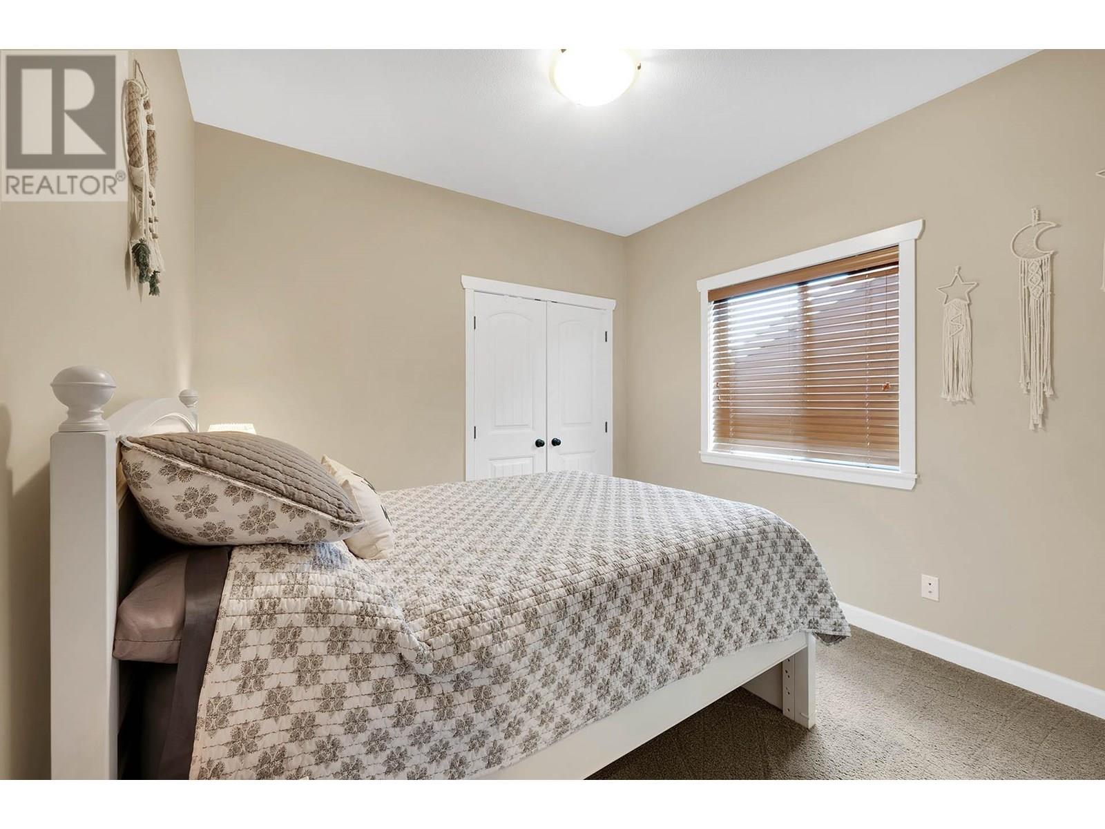 Property at 662 MONARCH Drive image 3