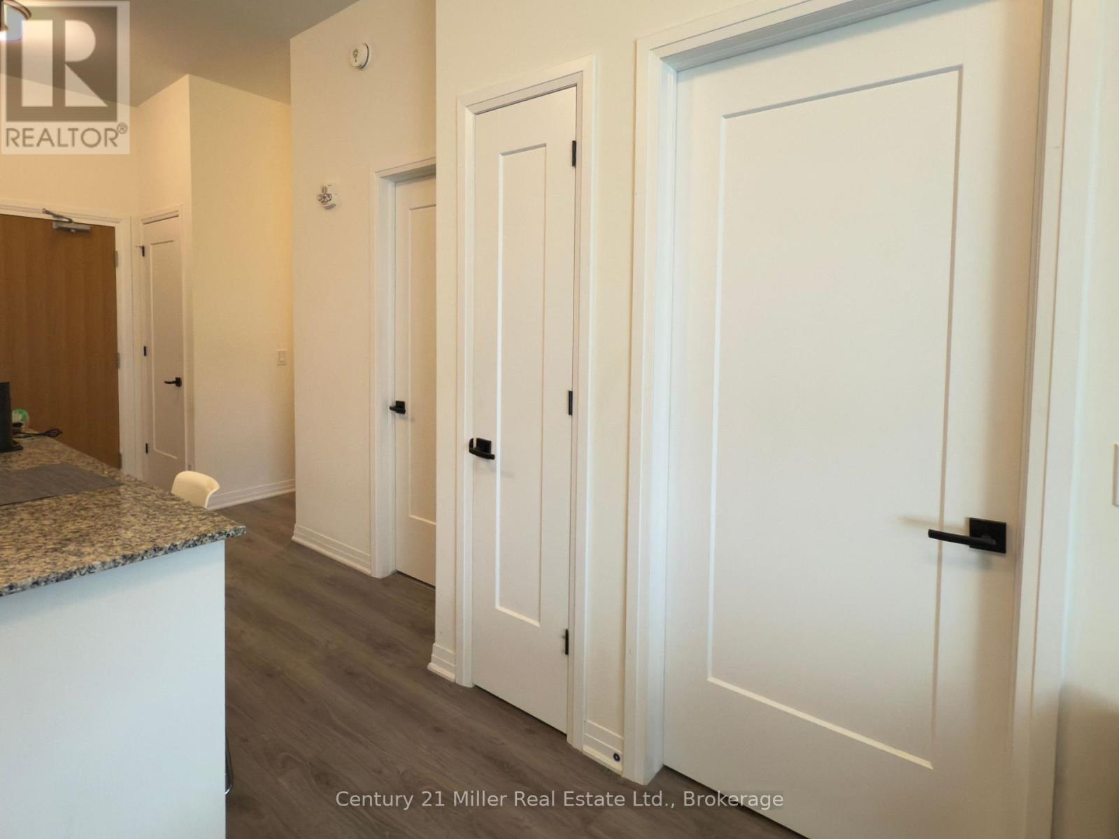 621 - 128 Grovewood Common, Oakville, Ontario  L6H 0X3 - Photo 8 - W12241163