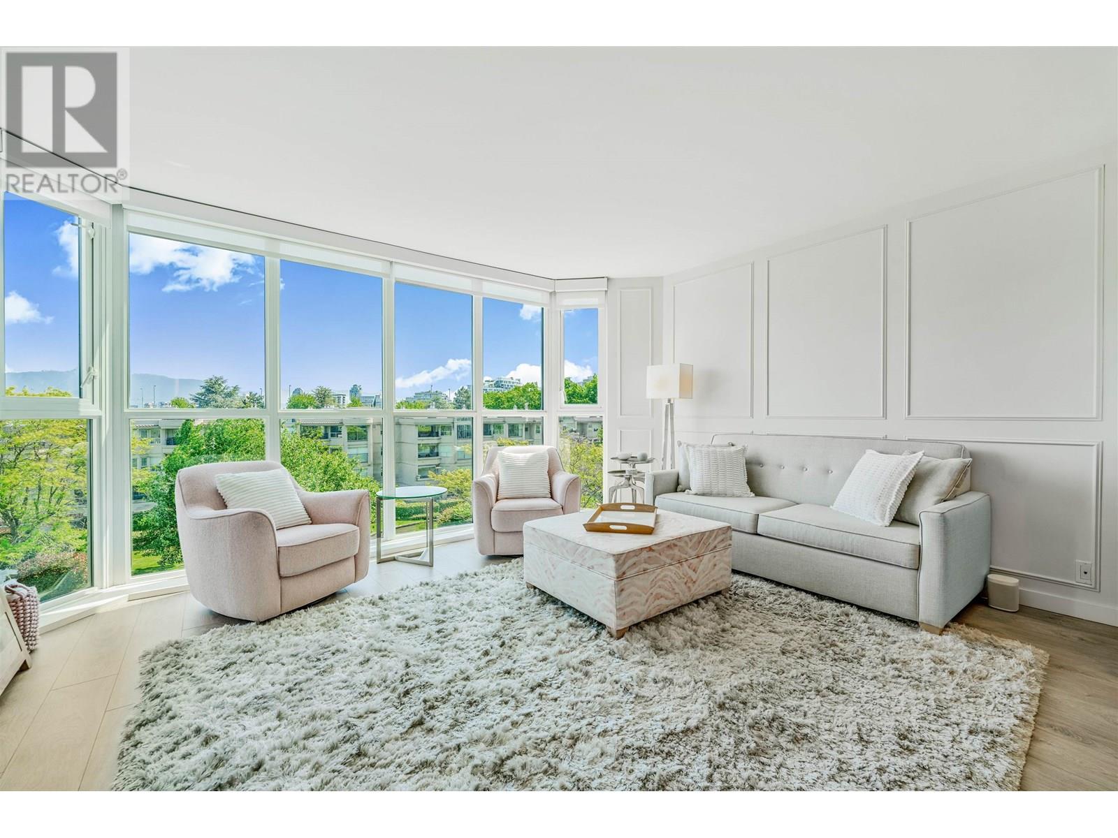 514 456 MOBERLY ROAD, vancouver, British Columbia V5Z4L7