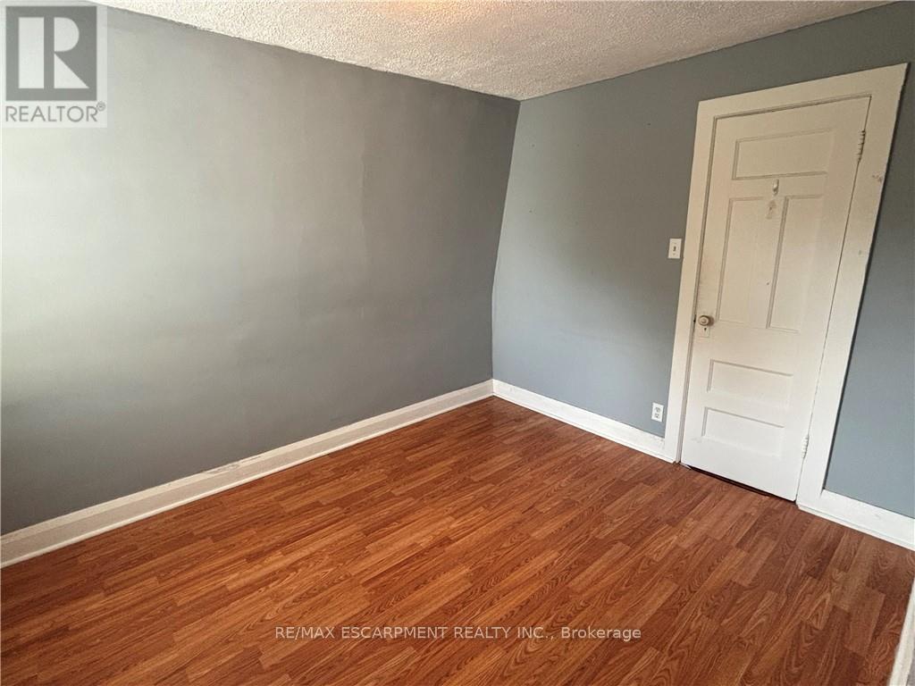 465 East Main Street, Welland, Ontario  L3B 3X7 - Photo 11 - X12244974