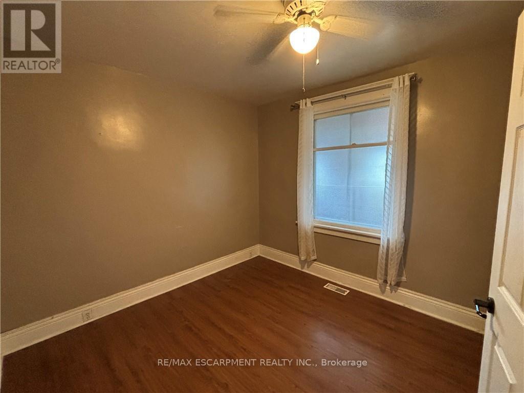 465 East Main Street, Welland, Ontario  L3B 3X7 - Photo 8 - X12244974