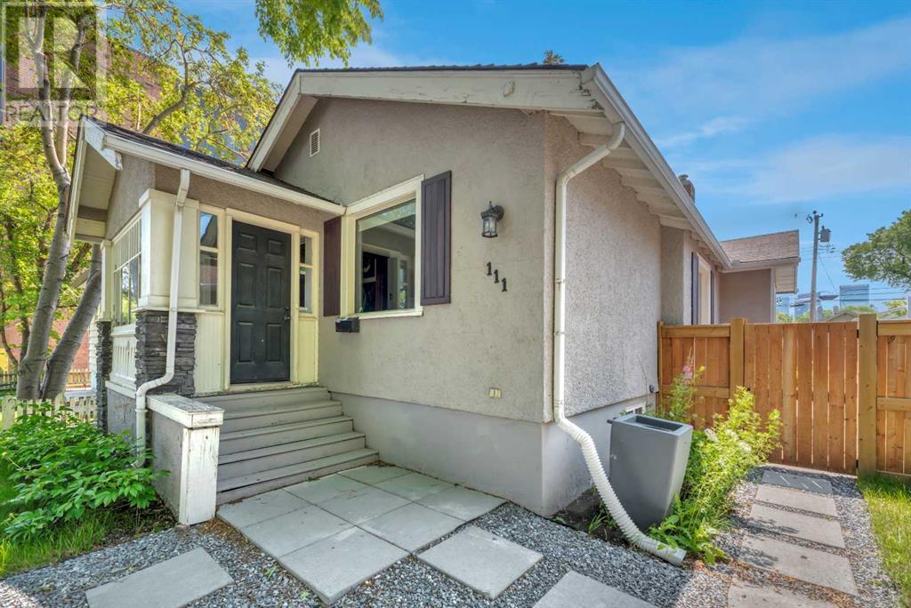 Property at 111 11 Avenue NW image 3