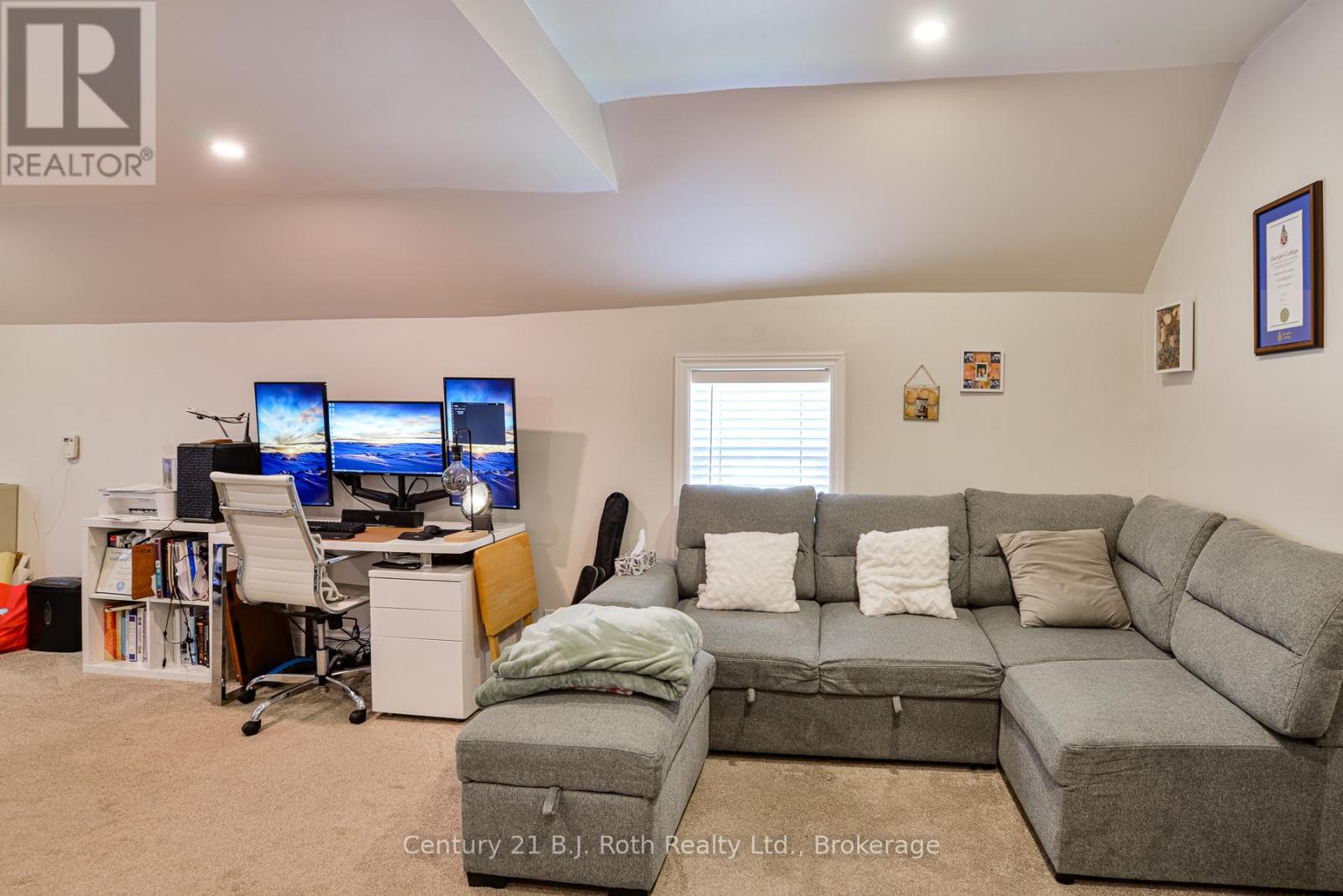 Property at 62 DUNLOP STREET image 5
