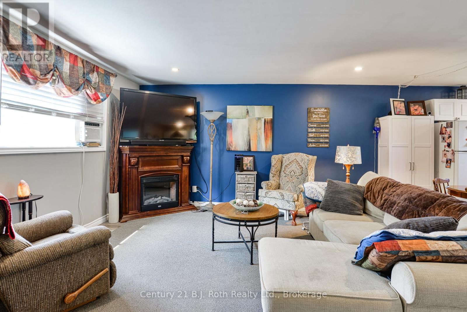 62 Dunlop Street, Orillia, Ontario  L3V 5P2 - Photo 17 - S12245595